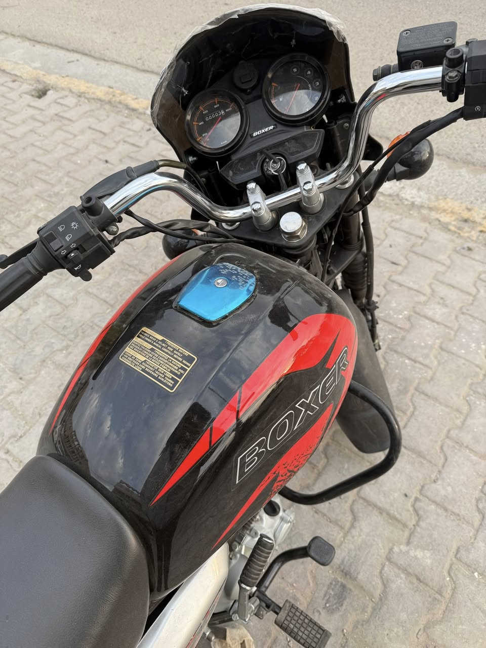 شباب بوكسر موديل 23 زيرو مرقمه تحويل ثاني يوم.      

الدرجه شوفت عينك زيرو تجي وشوف براحتك العنوان بغداد الشعله
لتواصل ***********
