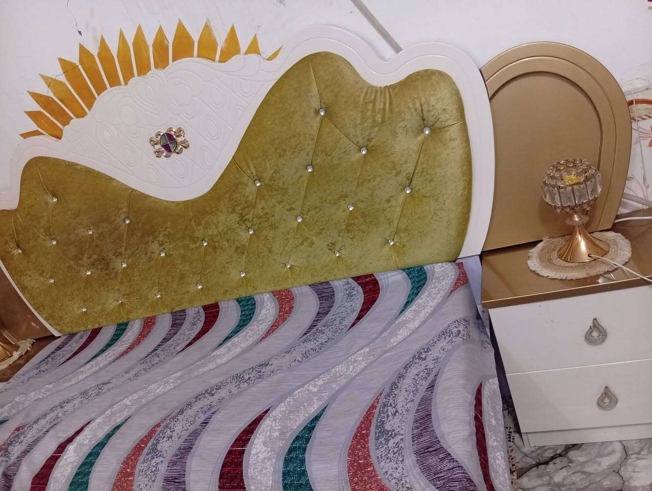 جربايه للبيع قياس 200×180 سعرها 200 وياها ميزين نضيفه مكان بصره حيانيه


**إذا كنت صاحب هذا الإعلان وتريد حذفه لأي سبب، رجاءا أرسل رسالة إلى الدعم الفني**