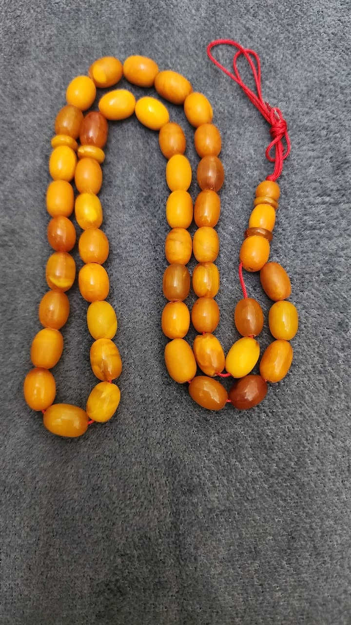 للراغبين بالشراء فقط 
كهرب الماني قديم وانتيك اصل عقود 
الوزن ٢٢ غرام ونص 
عدد الخرز ٤٥ خرزة
للإستفسار متوفر واتساب او الاتصال على الرقم 
***********
