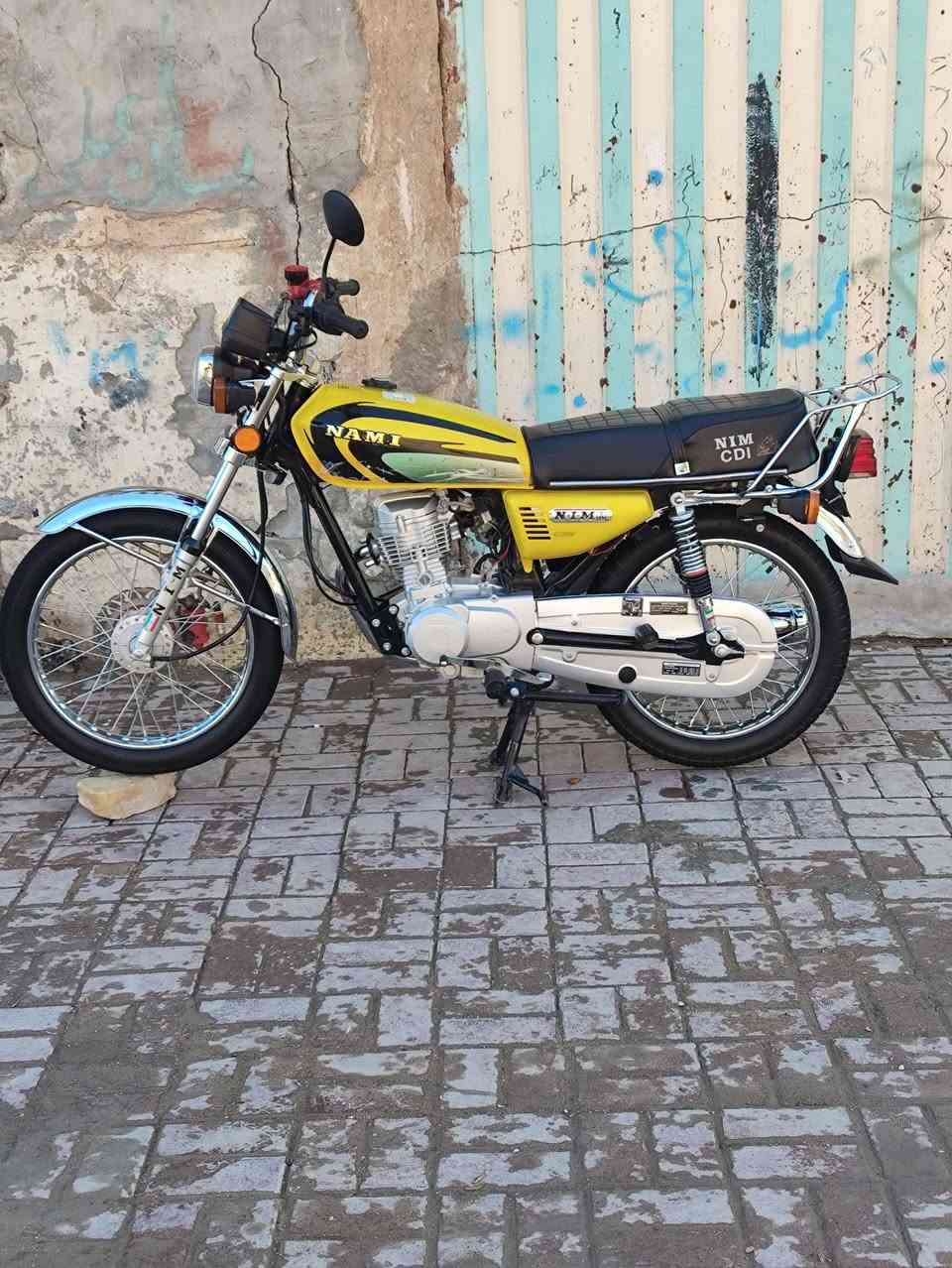 للبيع دراجه سكنر 2025 طالعه بنهايت ال25 دسك امامي دراجه ماعوزها حته برغي مابيها شي تجاري كله مبدله شاد اصلي 750 وبيه مجال خاص مامتواجد رقم ***********
