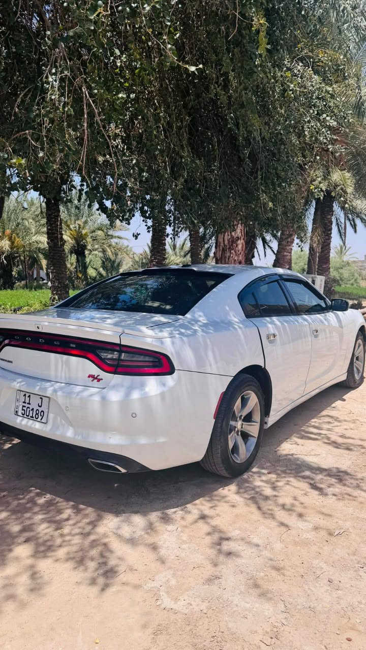 دوج جارجر 2015 كندي رقم بغداد بسمي محرك 3600 مواصفات sxt سونار مرفق بلمنشور وبيها حالوب للستفسار ***********

