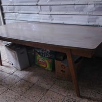 ميز طعام مترين وربع للبيع مكان حي الجهاد الرفاق بغداد 07708848257