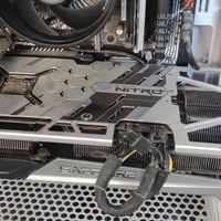 للبيع RX 5700xt 8GB NITRO+ الكارت ستخدام شخصي قبل شهر تقريبا مبدل معجو...