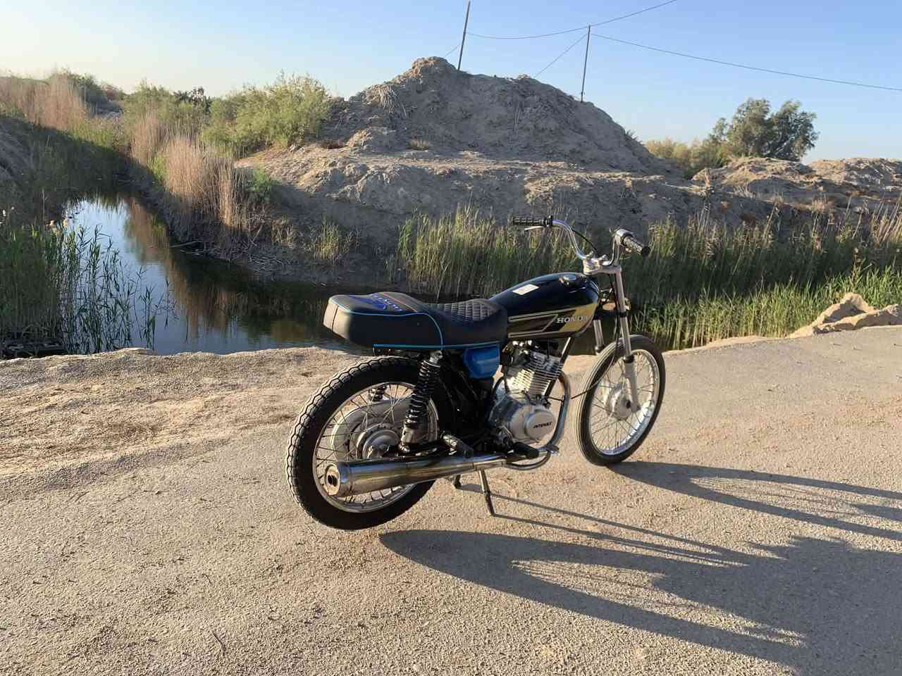 السلام عليكم دراجه للبيع تعمير 25 ما مفتوحه كلك كلك  لدراجه سعرها 525 مكاني ناصريه مركز ***********
