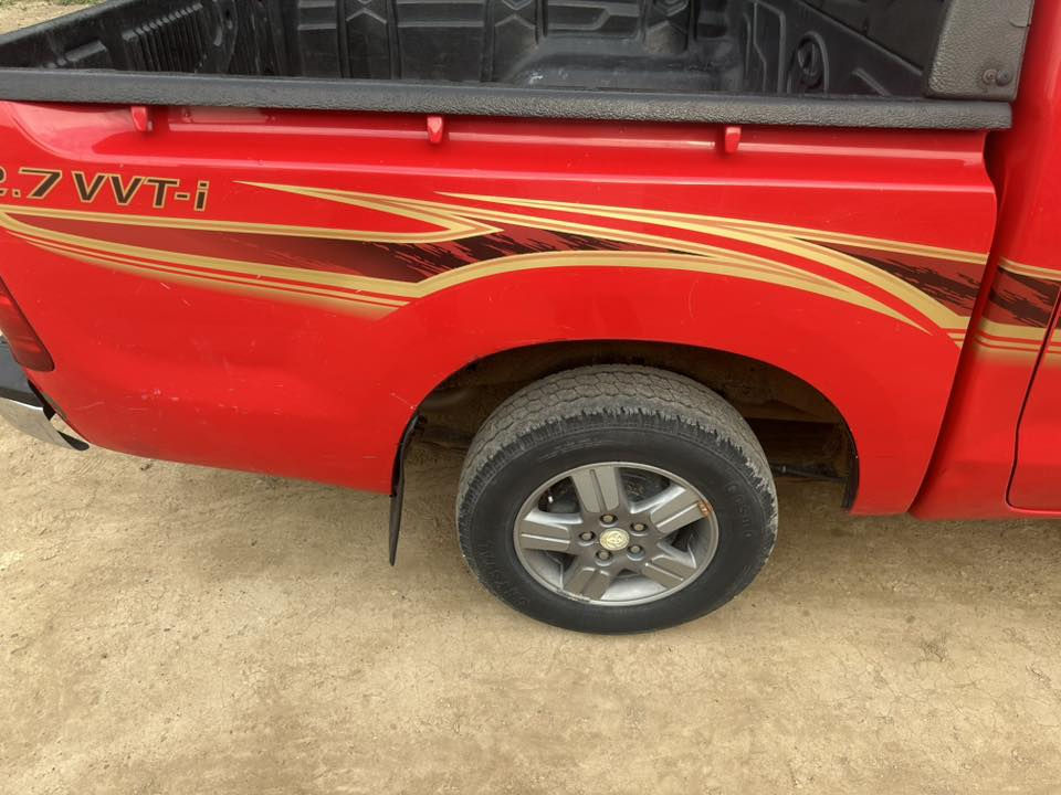 سلام عليكم بيكم موديل 2010  رقم بغداد تحويل مباشر بيه شويه بارد ول باقي مكفول مكاني برأس شارع طارميه المشاهده السعر 165 وبيه مجال رقم تصال علئ رقم ***********
***********
