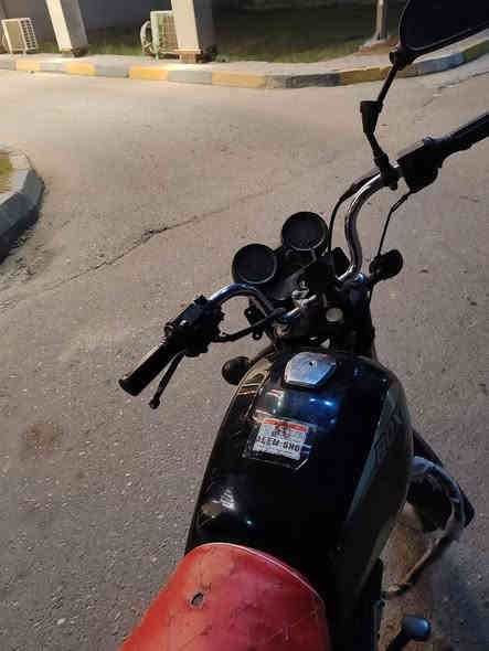 بوكسر مراوس او بيع  موديل 18 اوراق اصولي كمرك مدفوع مكينة نضيفة مجفته تجفيت جديد الدراجة نقوصاتها هندر خارط ودكمه مال سلف خربانه الباقي كله شغال ومكفول سعرها 550 بيها مجال بسيط مكاني بغداد جديده رقمي ***********
