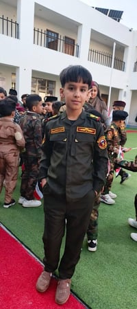 بدلة عسكرية أطفال • مقاسات ٥-١٤ • جبله شارع المركز