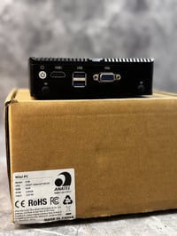 متوفر ميني بي سي  Mini-pc  عليه نظام وندوز 10  ويرهم راوتر وموزع لانات...