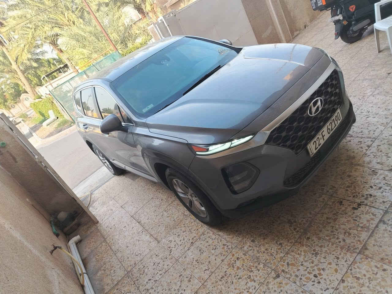 سنتافي ٢٠١٩ وارد كلين مكفوله محرك ٤ سلندر رقم اربيل وبيها باج تظليل السعر ١٦٥ ورقه ***********
