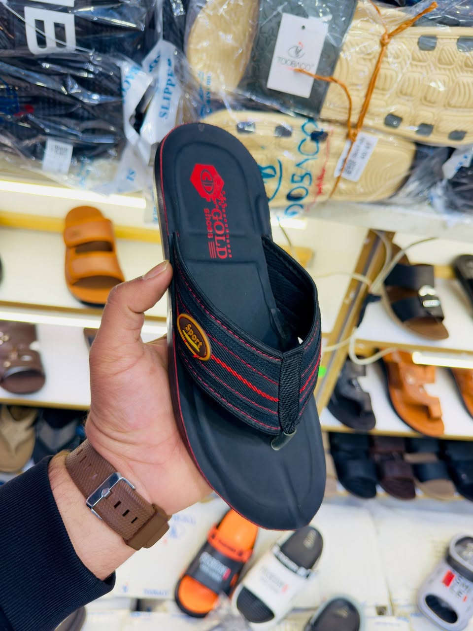 كولف رجالي درجة اولى تركي.. 
سعر الدرزن 28 الف. اصبع فقط 
🚚 يوجد توصيل لجميع المحافظات.


**إذا كنت صاحب هذا الإعلان وتريد حذفه لأي سبب، رجاءا أرسل رسالة إلى الدعم الفني**