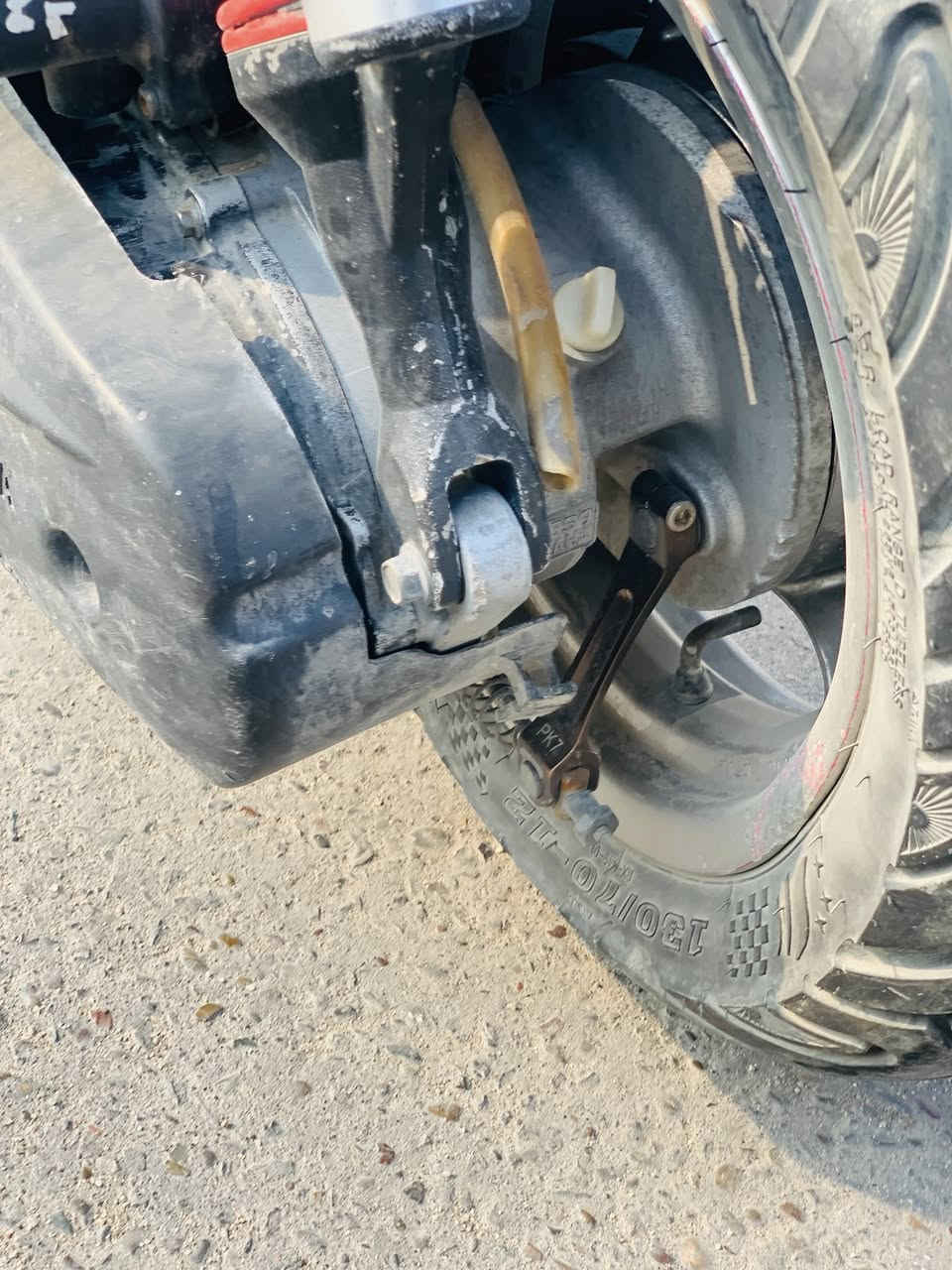 سلام عليكم جبلي نوزل 2013 دراجة حلوة مرتبة كهربائيات كلة شغال بية بك لايت R6 وكلجات رياضي مكينة 58 هاون صاروخ  بيهة ستيرن يدات ملقط عنبار قطرة كلة رياضي واصلي ما بيهة برغي تجاري مكينة خرسة الدراجة نقصهة سلف لان سلفهة بلادي ما يفر المكينة بقوة تجي اشغلهة الك اطيك ياهة شغالة بس تسد الجويتر يخف الوكم تشتغل نكرة مجرد سلف مكفولة كفالة المكينة لا تدخين لا تنقيص تجي افصلك بيهة السعر 750 بيهة مجال بسيط جوة السوك والله ومستعجل  لو ما متوازي ما أبيع بهيج سعر أو مرواي بدراجة مرتبة وحلوة مكاني كربلاء ***********
