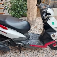 شلونك شباب دراجه gtr بلادي مكفوله مابيه شي بس تكحيل ب جم الامامي شويه ...