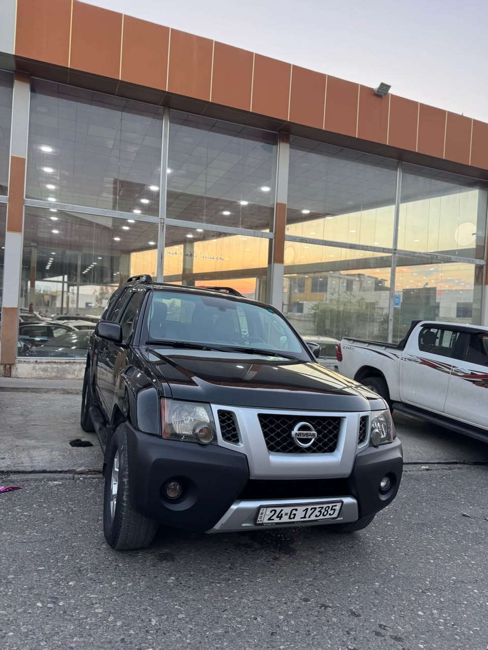 نيسان اكسترا موديل ٢٠١٢ 
سيارة بدون دعم و بدون صبغ بي تعديل صغير كير محرك كهربائيات كل بشرط وضع شركة سيارة جديد كير محرك مو مفتوح ١٣٥ الف ماشية و سيارة تايرات جديد تغم جديد دعامي لدعامي بشرط بدون مصرف عل وضع شركة و رقم جديد سعر ١٢٢  ورقة مكاني دهوك *********** دهوك, العراق
