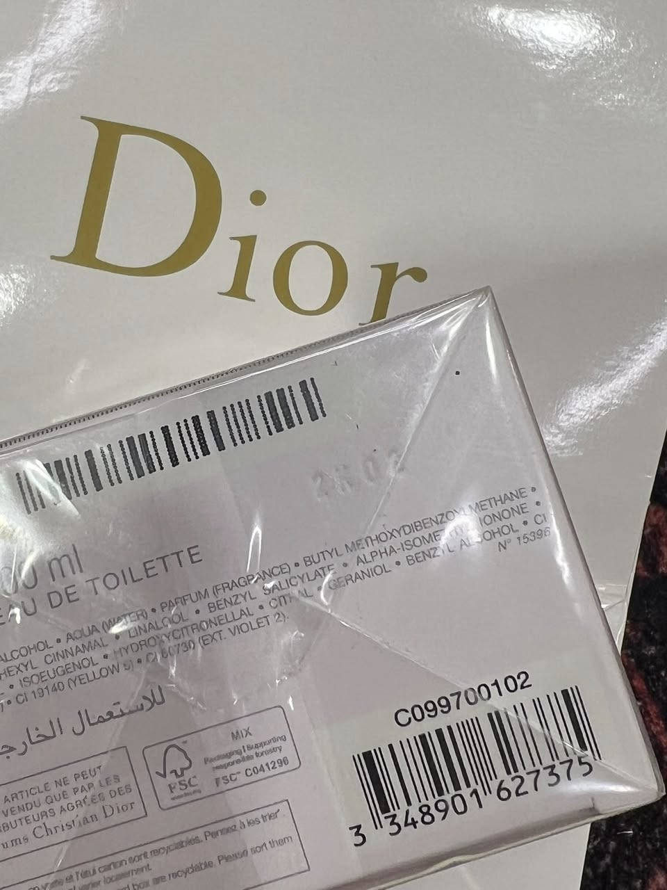 عطر ماركة فرنسي امزون جديد غير مستخدم


**إذا كنت صاحب هذا الإعلان وتريد حذفه لأي سبب، رجاءا أرسل رسالة إلى الدعم الفني**