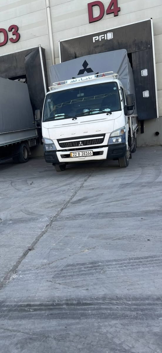 سلام عليكم كنتر موديل ٢٠٢٠
السيارة جاهزة ومابيهة اي نقص 
هزة وبراد جديد تخم تايرات جديد كلة برجستون سوية لل ٣٠ السيارة محسن 
رقم شمالي وبسمي السيارة مصروف عليهة ومتعبانة جديدة تبريد ثلج تدفة شغالة حدادية فاد السعر 265  
عنوان السيارة ديالى الخالص 
***********٩
