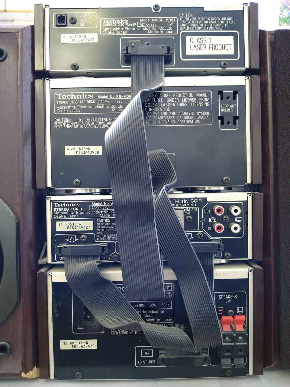 السلام عليكم ورحمة الله وبركاته ، مُبارك عليكم شهر رمضان المبارك ، و كُل عام و أنتم بألف خير ، من رخصة الآدمن ، جهاز ميني سيستم ماركة Technics , الجهاز أربع قطع ، قطعة ال CD , و قطعة الدك كاسيت لغف ، و قطعة الراديو والمُبرمج ، و قطعة اللأمپليفاير ، الجهاز يعمل على جهد 220 ڤولت ، نسبة نظافة الجهاز تقريباً 100% ، تَحكم منطقي بين قطعة و قطعة ، يحتوي على مدخل Optical Audio , و يحتوي على مدخل و مخرج RCA ، الجهاز على وضع الشركة ، غير داخل للتصليح ، صوت الجهاز جداً حلو و عالي و صافي ، للأستفسار عن السعر أو أي شيء آخر الإتصال على الرقم *********** ، أو على الخاص ، مع تحياتي للجميع ، أخوكم المهندس المعماري حسين.
