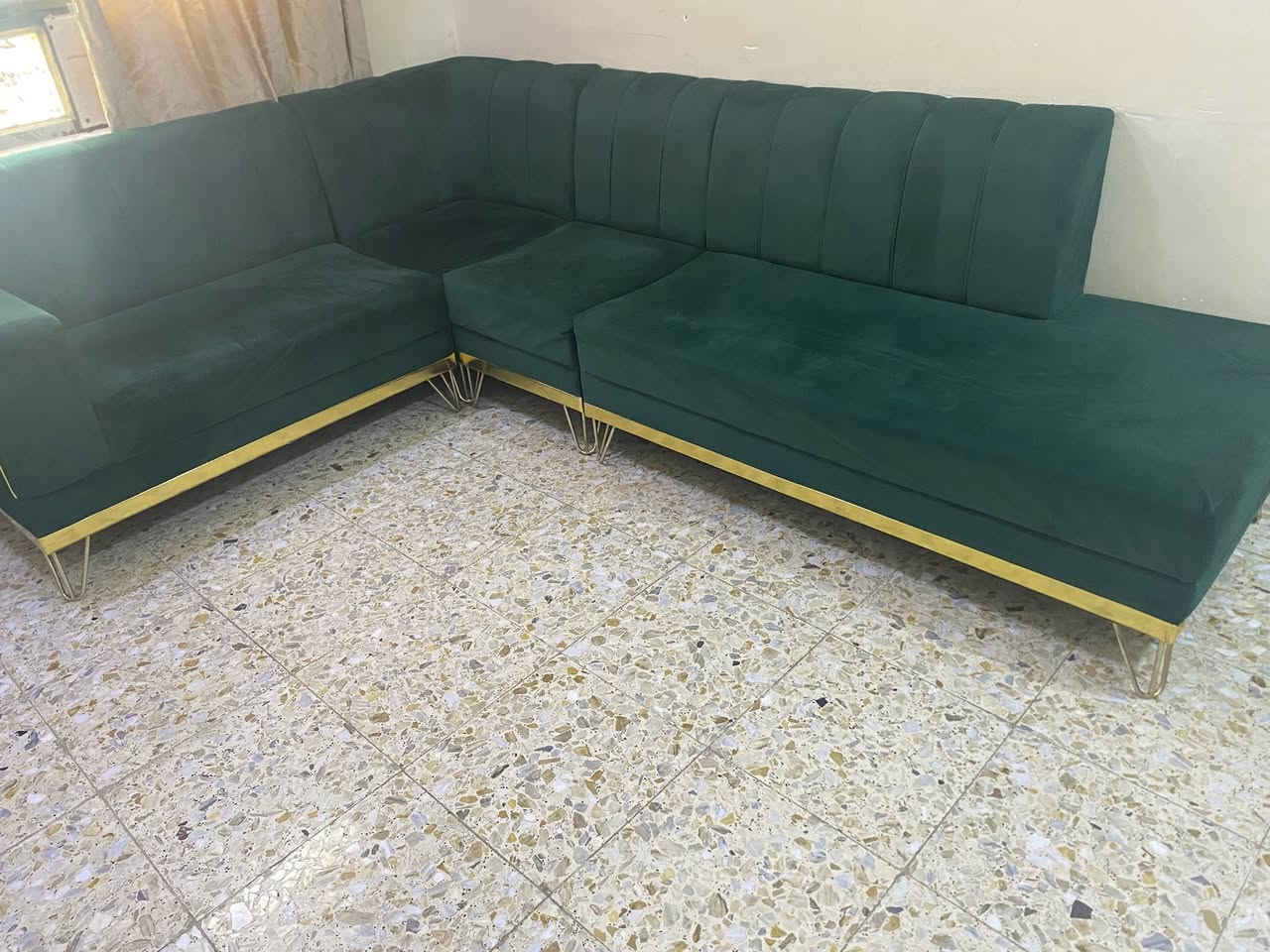 السلام عليكم للبيع سعر ٢٠٠ ألف وبي مجال


**إذا كنت صاحب هذا الإعلان وتريد حذفه لأي سبب، رجاءا أرسل رسالة إلى الدعم الفني**
