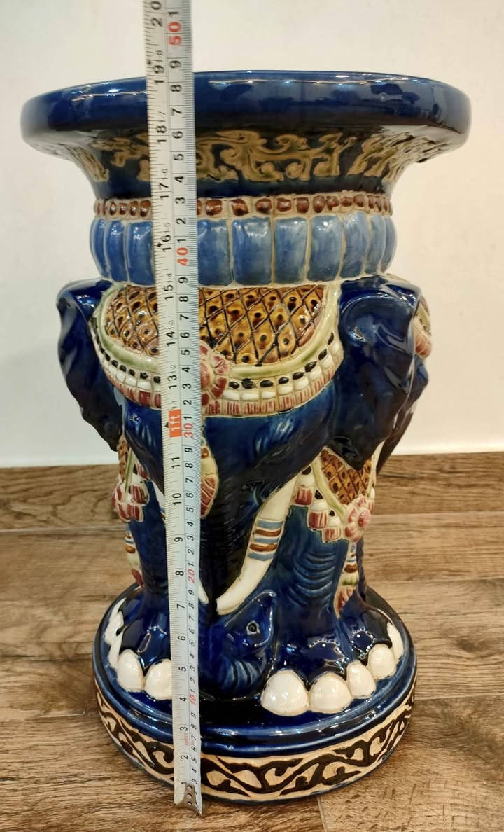 نوادر عالميه بدون عيوب
1960 Elephant Ceramic Garden Stool  
الابعاد بالصور 
الحاله ممتازة الشيخ زايد, الجيزة


**إذا كنت صاحب هذا الإعلان وتريد حذفه لأي سبب، رجاءا أرسل رسالة إلى الدعم الفني**