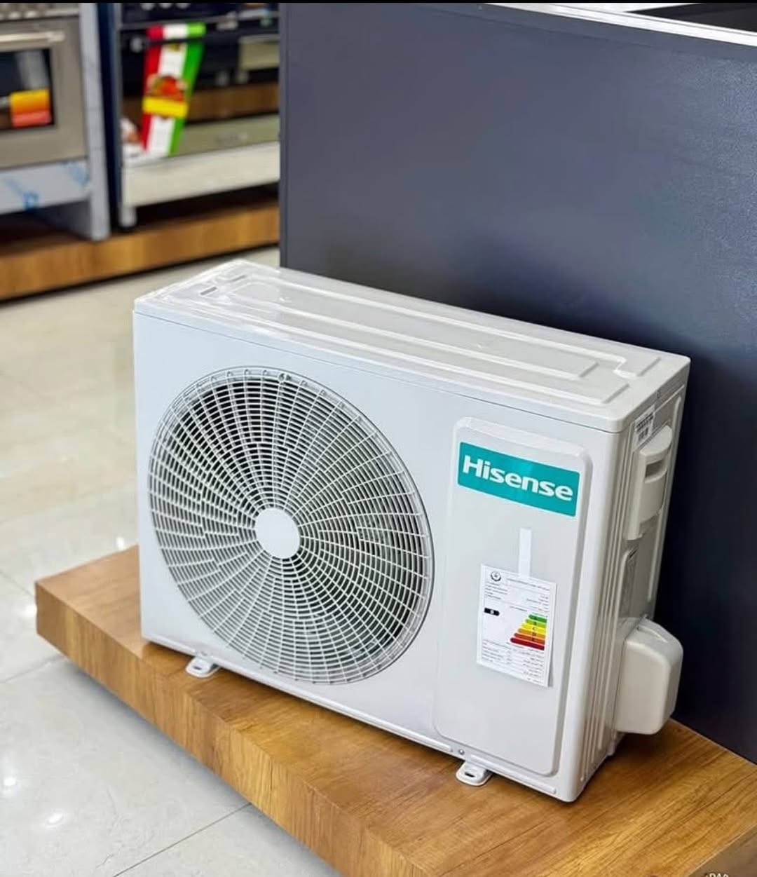 سبالت هايسنس
لتفكر بالحر و التراب و شغل سبلت هايسنس وخلي الهوا بارد ونقي ..

اطلبه من مجمع الماركة البلجيكية 

• المميزات :

- الحجم : 1 ,1.5, 2 طن ، 3 طن عامودي .8طن كنتوري 

- الضاغط T3 : الذي يقاوم اقصى الظروف المناخية .

- نوع الغاز R410a : الذي يعمل على زيادة كفاءة الجهاز ويقلل من أستهلاك الطاقة الكهربائية .

- وجود اربع فلاتر للهواء يعمل على تصفية الهواء وإزالة جميع أنواع الأتربة والشوائب والبكتريا .

- تتميز بأستخدام انابيب النحاس بنسبة 100%.

- أنابيب نحاسية مقاومة للصدأ وممتازة للتبادل الحراري ، مما يرفع كفاءة وقوة وتبريد الجهاز .

- وضع النوم حيث تساعد على تقليل الضوضاء وتقليل استهلاك الطاقة الكهربائية لنوم عميق ومريح .

- توزيع هواء بأربع إتجاهات لتبريد الغرفة بصورة كاملة

***********-

العنوان :ديوانية شارع المواكب مجاور حسينية ام البنين وصالون الاميرات
