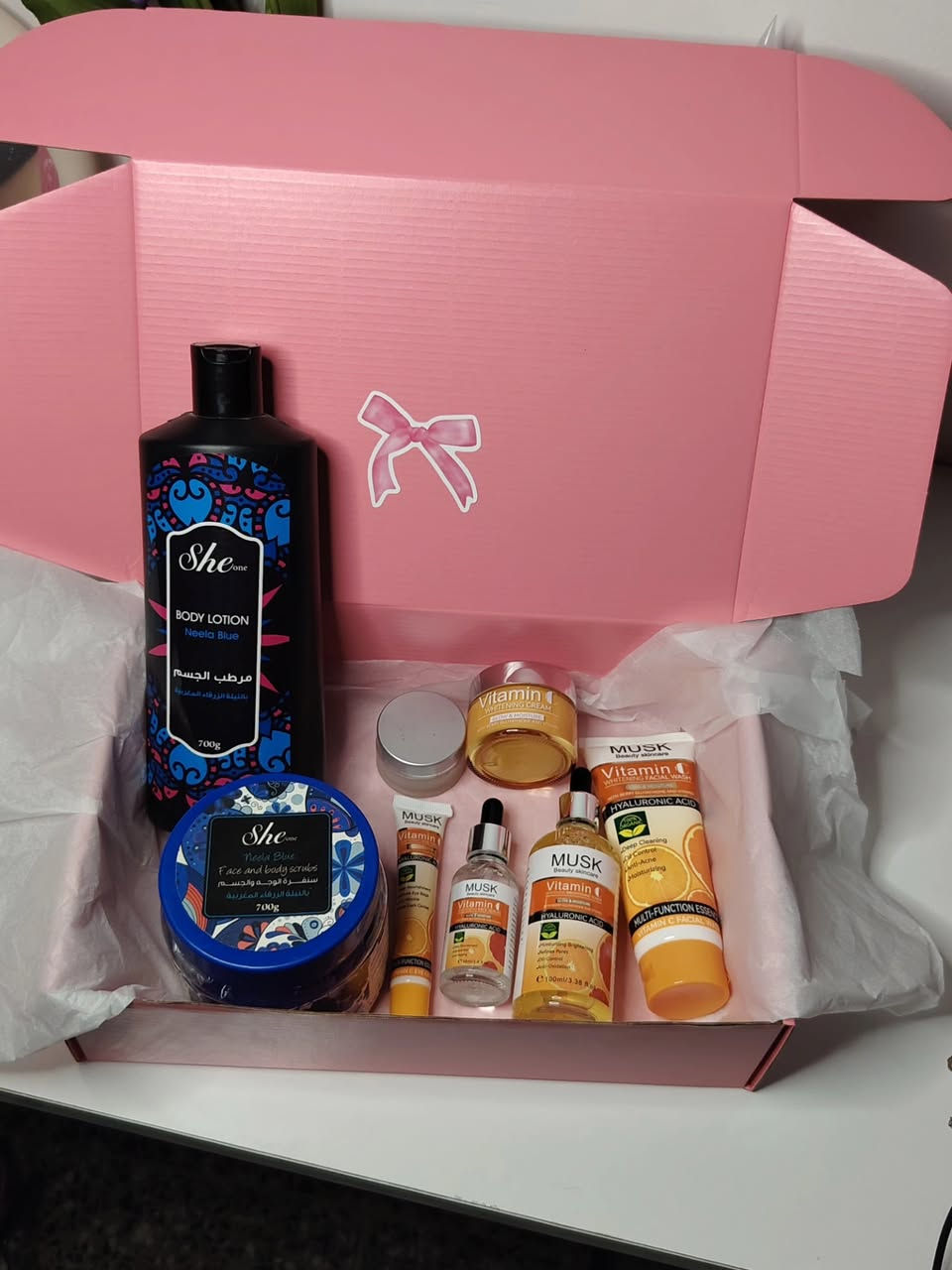 بكج العيد
بنوتات سويتلكم بكج العناية بالبشرة والجسم كامل من كلشي وسعرة جدا مناسب
يتكون من:
غسول بشرة بالفيتامين سي وهايلرونك اسد يرطب ويفتح ويعالج تصبغات
تونر بالفيتامين سي
سيروم فيتامين سي
كريم ترطيب وتفتيح رهيببب
كريم تحت العين للهالات السوداء
مرطب شفة منتجات طبيعية

مقشر سكراب للجسم والوجه بالنيلة الزرقاء يفتح ويزيل الجلد الميت
لوشن جسم بالنيلة الزرقاء المغربية تفتح وتنطي ترطيب عميق ولفترة جدا طويلة

بالاضافة تجيكم هدية قلم كحلة وتر بروف

وقلم حمرة طرفين من فتمي
والسعر دماااررر

للحجز الأستفسار خاص الكمية جدا محدودة لحكواا بنات 💄💋💅🏻💕

#اكسبلور #مكياج #عناية_بالبشرة #روج


**إذا كنت صاحب هذا الإعلان وتريد حذفه لأي سبب، رجاءا أرسل رسالة إلى الدعم الفني**
