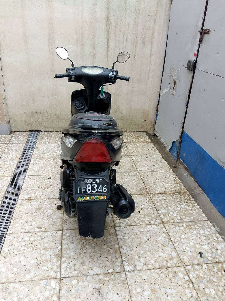 دراجه ماكس ثعلب ياباني سرعة 140 مكينه بلاديه ما مفتوحة ابد ناعمه شلعه قويه كهرباء كوله شغال نكره سلف هندر اوراق بسمي كفرات مختم السعر 425 بغداد الشعب رقمي ***********
