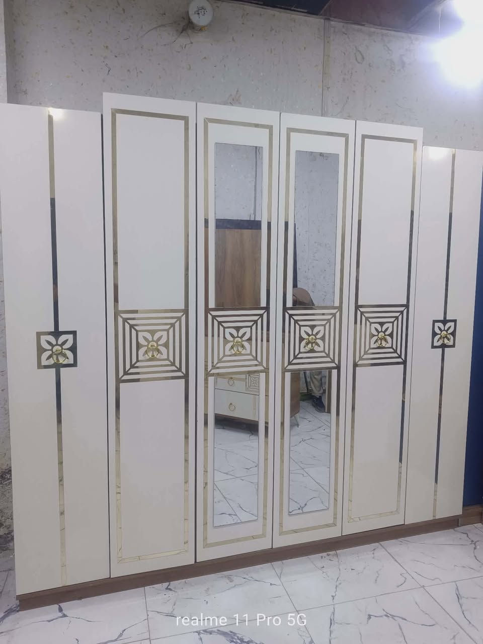 غرفة نوم تركي مستخدم😍💥 
 نضافة95💯
عدد القطع / 5
نضام / ابواب 🦋✨
سعر / 450🤍✨
شد ونقل داخل بغداد مجاني🛻
يوجود توصيل محافضات


**إذا كنت صاحب هذا الإعلان وتريد حذفه لأي سبب، رجاءا أرسل رسالة إلى الدعم الفني**