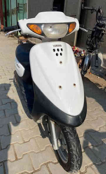 سلام عليكم شباب دراجه منغولي للبيع
دراجه شرط نضافه وتجي تفحص بيدك كله شغال 
كهربائيات سلف كلشي يشتغل بيه ومامبدل بيه اي شي وله مفتوحه سعر 550 وهذه رقمي ***********
