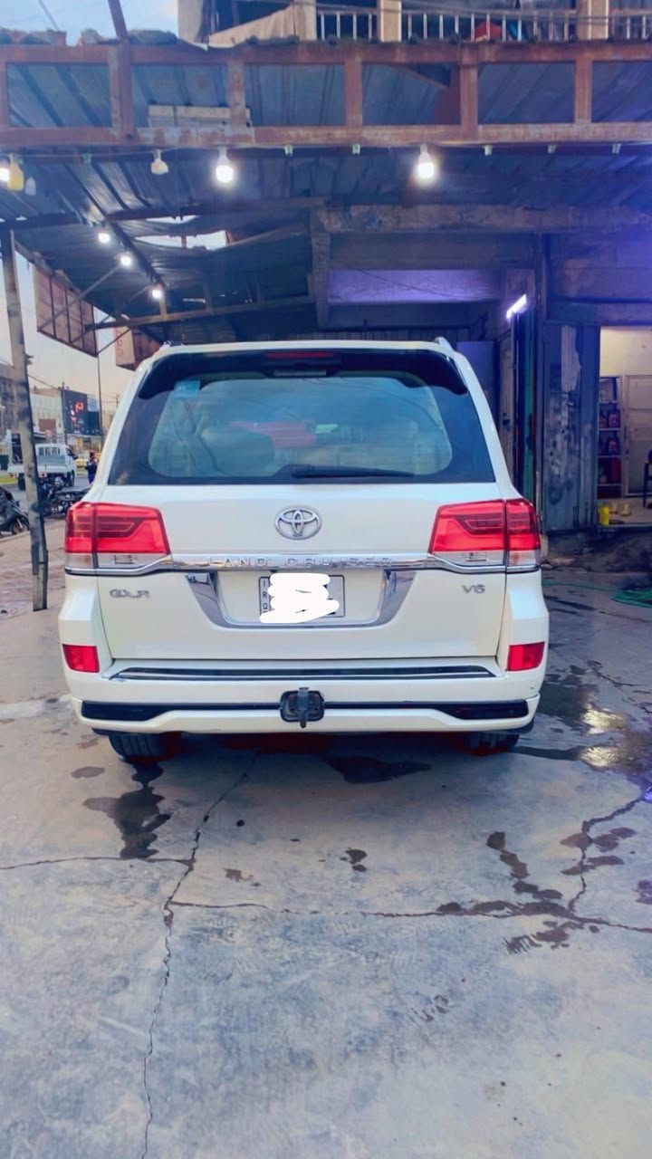 تويوتا الاند كروز مديل 2014 اصل محدثه 2021 داخل وخارج
رقم بغداد
كشنات جلد
بانورما
مري شفط
بصمه تشغيل
بصمه ابواب
كامره خلفيه
محرك وكير مكفول
سياره مصبوغه عام
شاصي ما بي اي ضرر
مكان سياره بغداد كرخ
سياره كلش حلوه
سعر 290 $
وبيهة مجال بصيط
رقم ***********
