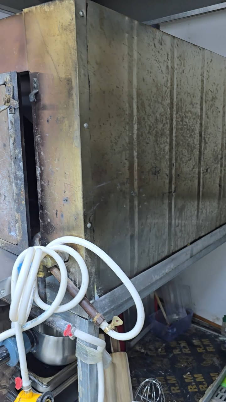 فرن حجري
بغداد استخدام كلش قليل 
350
***********
