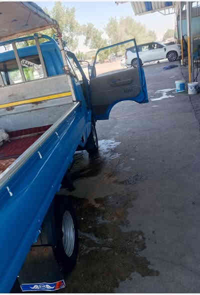 سلام عليكم كيه بنكو موديل 96  جديد مكفولة من محرك وكير واكسل وصدر وشاصي وكهربايات شغاله قماره بلاديه وتخم تاير تحويره مال فحل  سياره كلش حلوه سعر 58 وبيه مجال مكاني نجف  رقم الهاتف ***********
