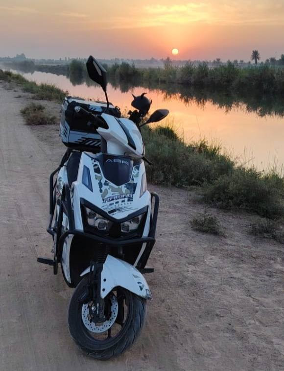 دراجة شحن للبيع
برغي مناقصهة
دراجة خير من الله 
سرعتهة 70حقيقي
دراجة بك بيهة
نضيفة فول
شاحنتهة الاصلية من تفول شحن البطارية تفصل من الكهرباء
مكان دراجة ديالئ شهربان حي المعلمين
سعر 750 وبيهة مجال بسيط
رقمي
***********
