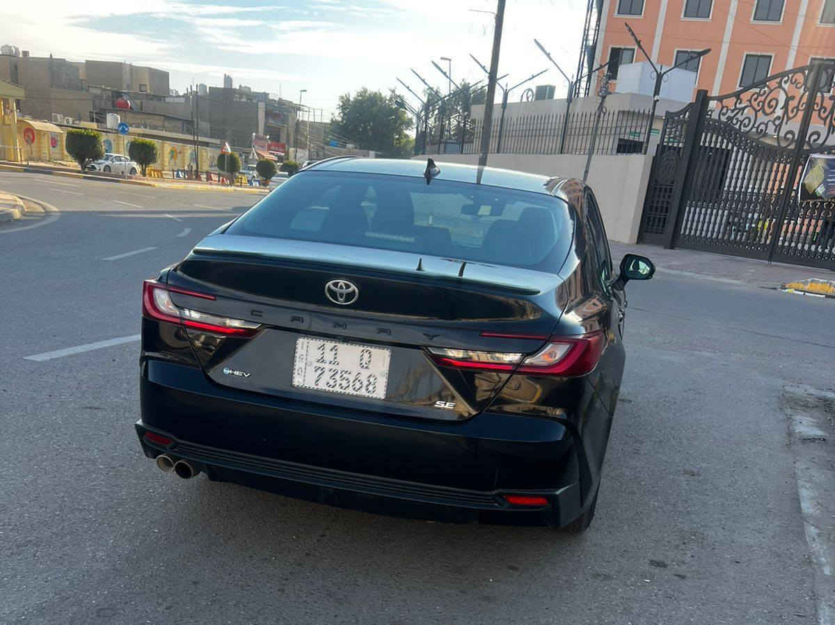 تويوتا كامري SE – موديل 2025
اللون: أسود (Black Edition)
عداد المسافة: 39 ميل
المحرك: 2.5 لتر – 4 سلندر هايبرد
المواصفات:
فول مواصفات عدا الفتحة
• نظام مراقبة انتباه السائق DMS
• داخل ليد بلادي
• كير إلكتروني
• شاشة كبيرة لمس
• شحن وايرلس
• أبواب بصمة
• بصمة تشغيل
• تشغيل عن بعد Remote Start
• هاند بريك بصمة
• Auto Hold
• Auto Start
• Auto Stop
• رادار أمامي (تحديد مسار)
• رادار جانبي (نقاط عمياء)
• رادار خلفي (تحذير اصطدام)
• حساسات جانبية
• أنظمة القيادة: ECO – NORMAL – SPORT
• مانع انزلاق + ABS
• فول تحكم ستيرن
• تبريد لمس
• تبريد مركزي
• لايتات أمامية LED عدسة زينون
• بك لايتات LED
• ويل كروم قياس 19 أسود رياضي
الحادث:
ناشر صور الحادث والتعمير
السيارة صار بيها فقط:
– صبغ ربع البنيد
– الجاملغ الأمامي (السكن)
المكان: بغداد – شارع فلسطين قرب الجامعة المستنصرية

أرقام الاتصال في نهاية الإعلان كما طلبت:
***********
***********
