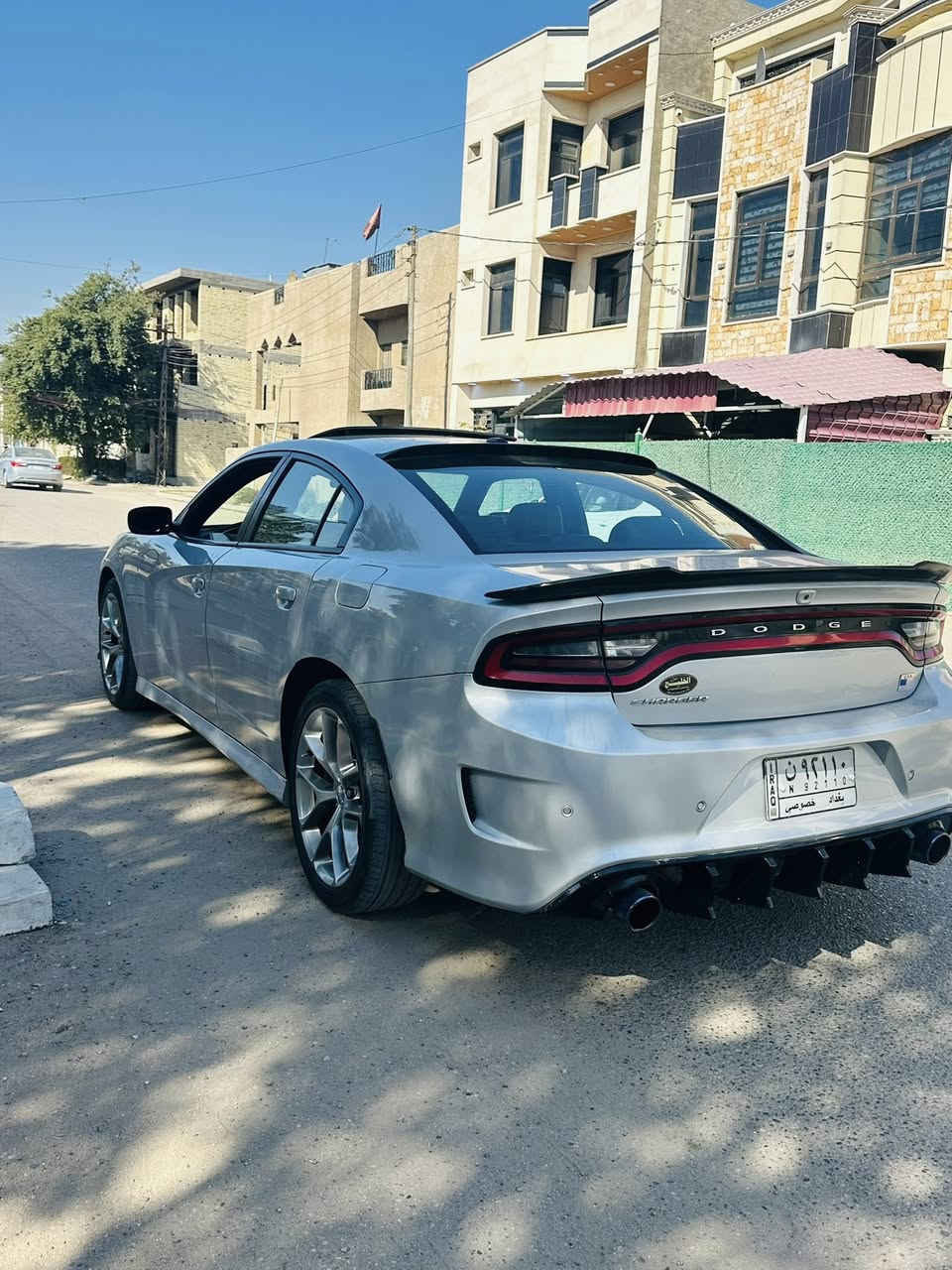 السلام عليكم
جارجر ٢٠١٩ sxt plus فول مواصفات كلين بدون صبغ ولا تبديل رقم بغداد باسمي 
السعر ٢٣٥٠٠$ يعني ٢٣٥ ورقه  وبيها مجال 
مكان السياره بغداد / حي الاعلام
للاستفسار ***********
