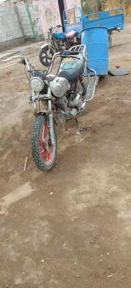 السلام عليكم دراجه للبيع اوراق ضايعه ٢٠٠ وبي مجال ترهم مراوس بستوته ونطي فرق المكان ديوانية الاستفسار ***********
