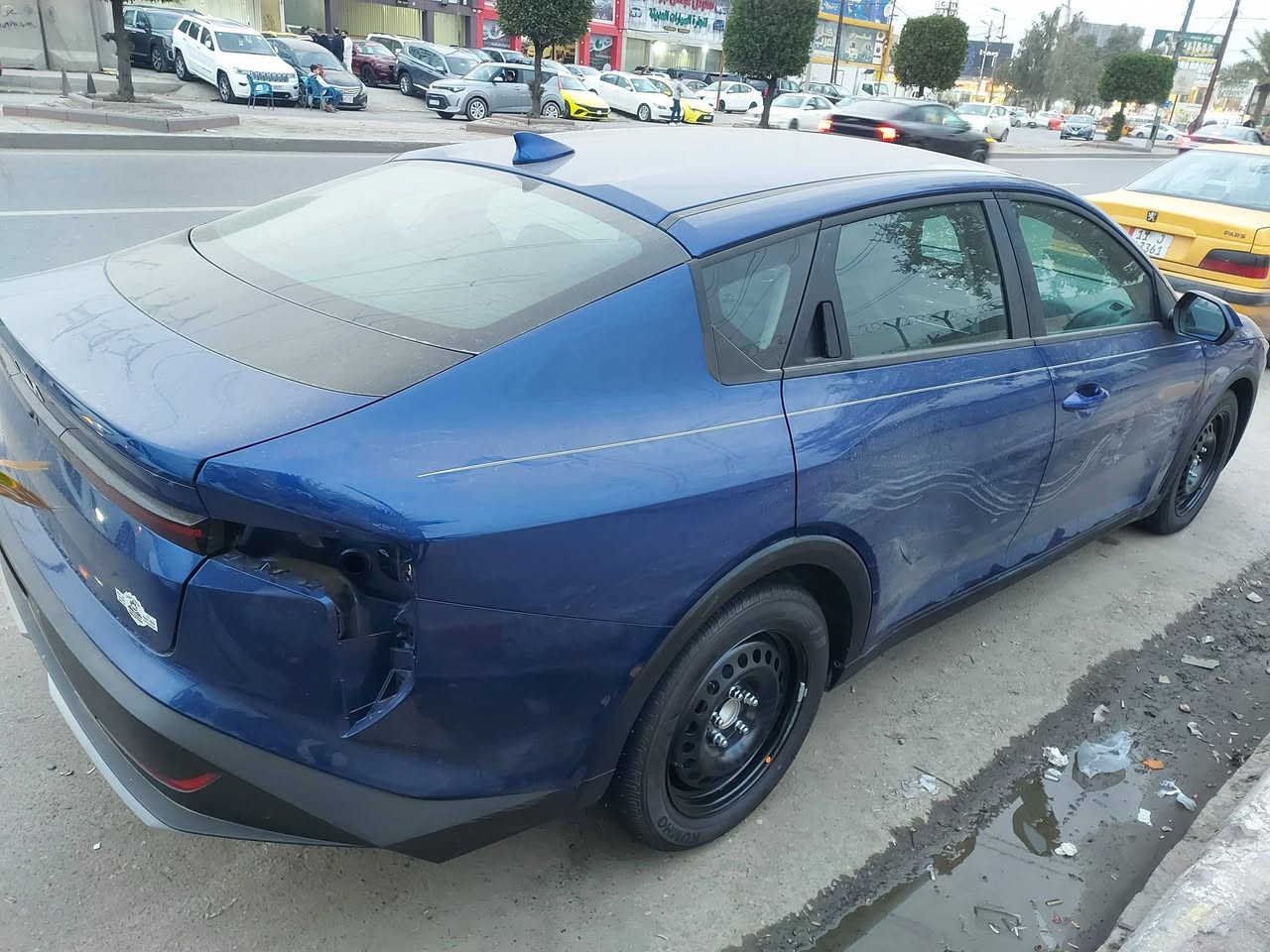 سلام عليكم K4البيع موديل 2025     جاهز عله اخر حبايه ما نقصهة اي شي حادثة موضح بل صور فول ما عده الفتحه شحن لاسلكي تشغيل عن بعد سايد ابريك  كهربائي رادار امامي خلفي  تحكم استيرن تحديد مسار  المكان بغداد رقم الهاتف  ***********
