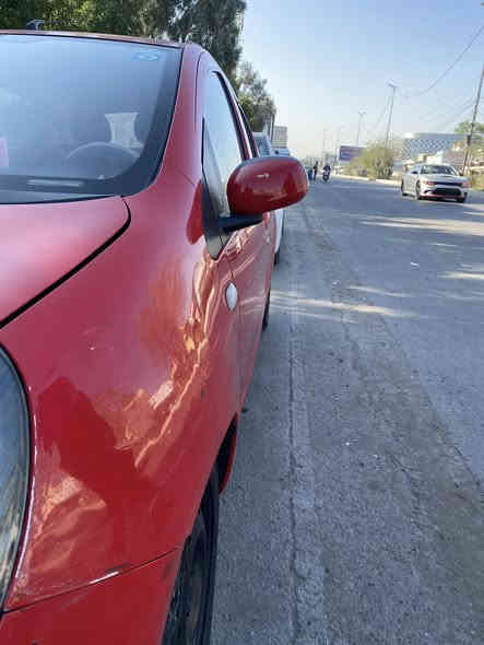 سلام وعليكم شباب سياره بانده للبيع ألون احمر استعمال قليل كير محرك مكفول تبريد شغال طسه ناعمه المكان بغداد الرقم *********** السعر 55
