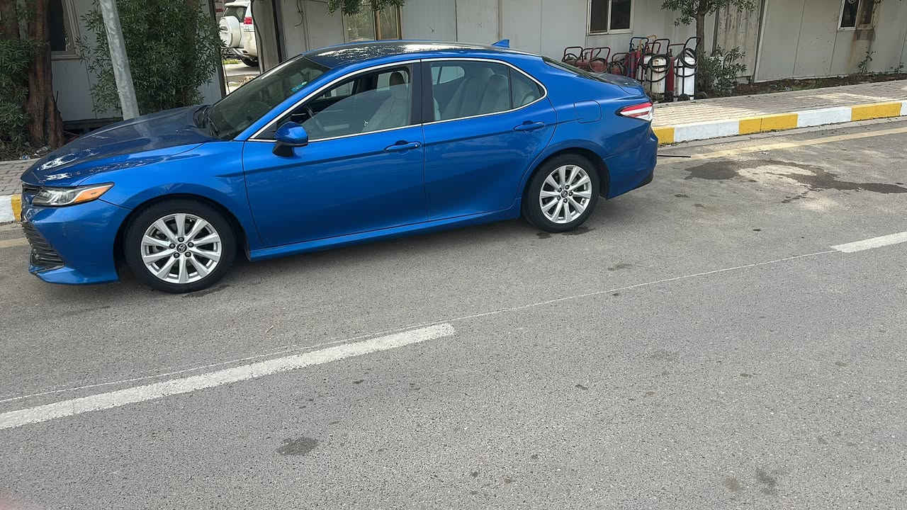 كامري موديل 19حادثها جاملغ خلفي اوباب جاملغ جه اليمنه بي اكلير من امريكه سياره بدون ايرباك  ماشيه 68ميل سياره ستخدام شخصي على ايدي سعرها 168)***********
