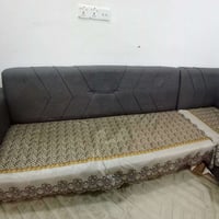 كنب • للبيع