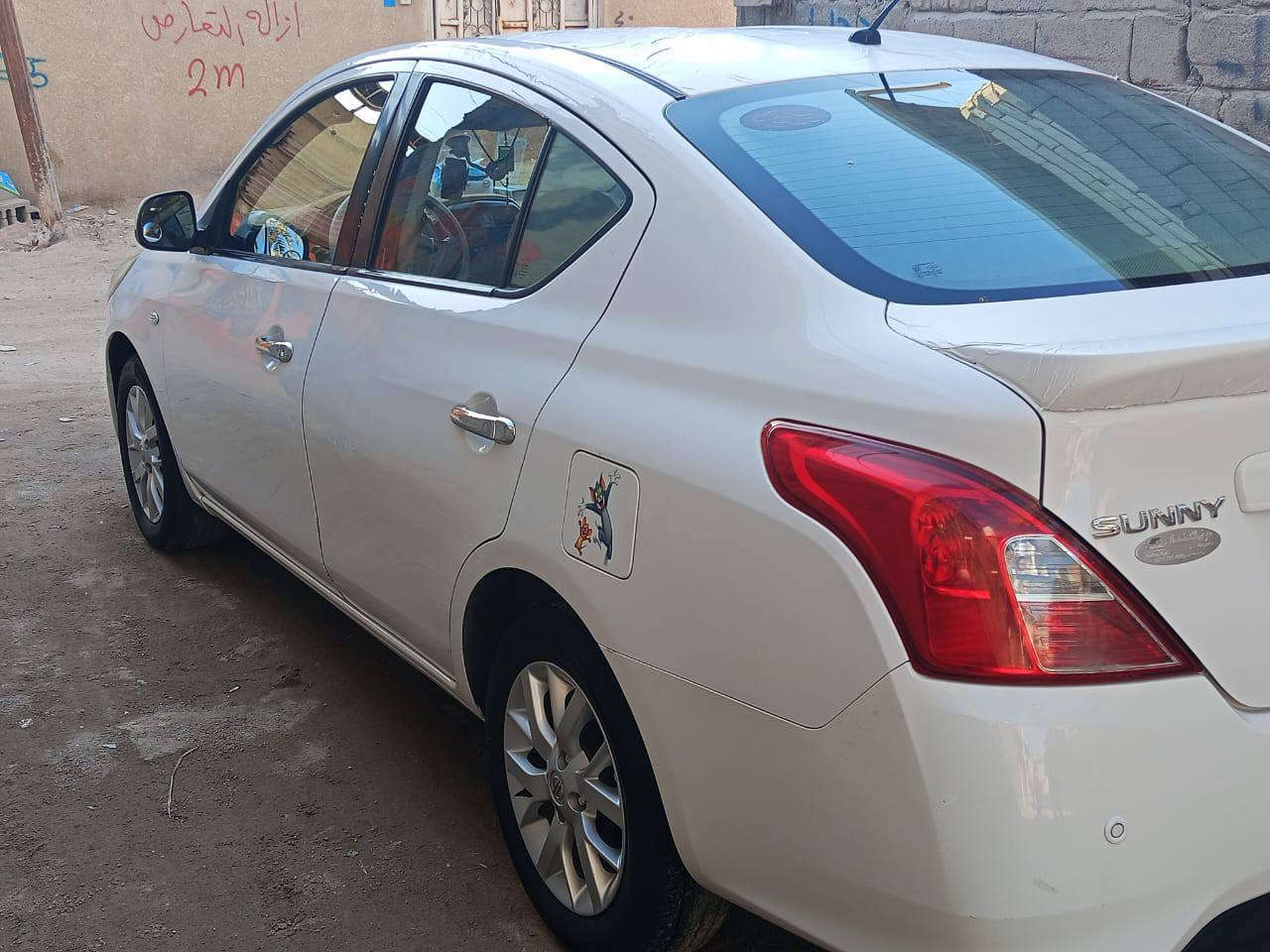 نيسان سني هندي 20 مكفوله من صبغ وتبدلي كير مكينه كفاله السعر 105 وبيهه مجال الطيبين البصره مركز مدينه 
***********
