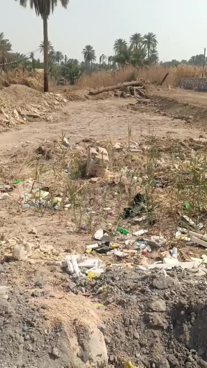 قطعة للبيع زراعي سند 25 مباشر على التبليط الحولي خلف حلويات ابو سلام 
المساحة ٤٠٠ متر السعر ٦٥ مليون 
***********
