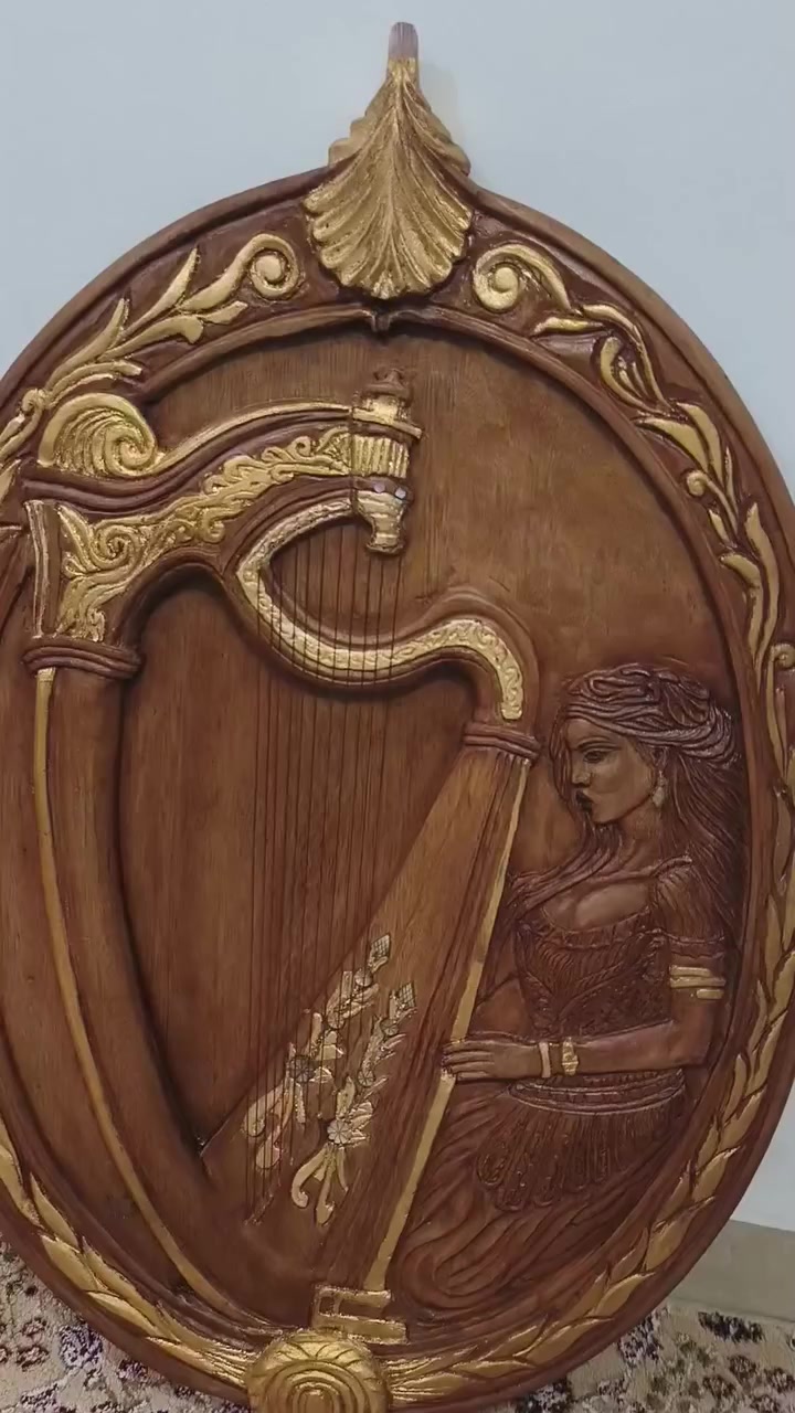 حياهم الله
ذكرت كلشي بالفيديو 
الله شاهد ماخذها ب ٥٠٠ الف 
للتواصل واتساب ***********
