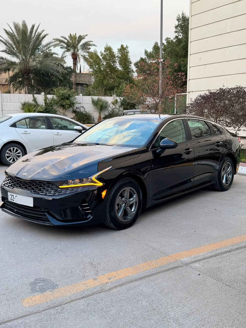 كي فايف
K5 🖤2021 
رقم اربيل جديد
محرك 1600 تيربو 
ماشية 50 الف ميل
سيارةً حلوه ونظيفة 
وجااااهزة من كلشي 
شاشة كامراه
حساس رادارات 
هندبريك بصمه 
3 انظمه قيادة
اوتو هولد 
تحكمات ستيرن 
اوتو ستوب 
باقي المواصفات معروفه
سعر 155$ بيها مجال قليل 
رقم الشاصي بالمنشور
بدون شاصي وللغد شرط الفحص👍
مكان سيارة/بغداد حي العدل
رقم الهاتف :***********
