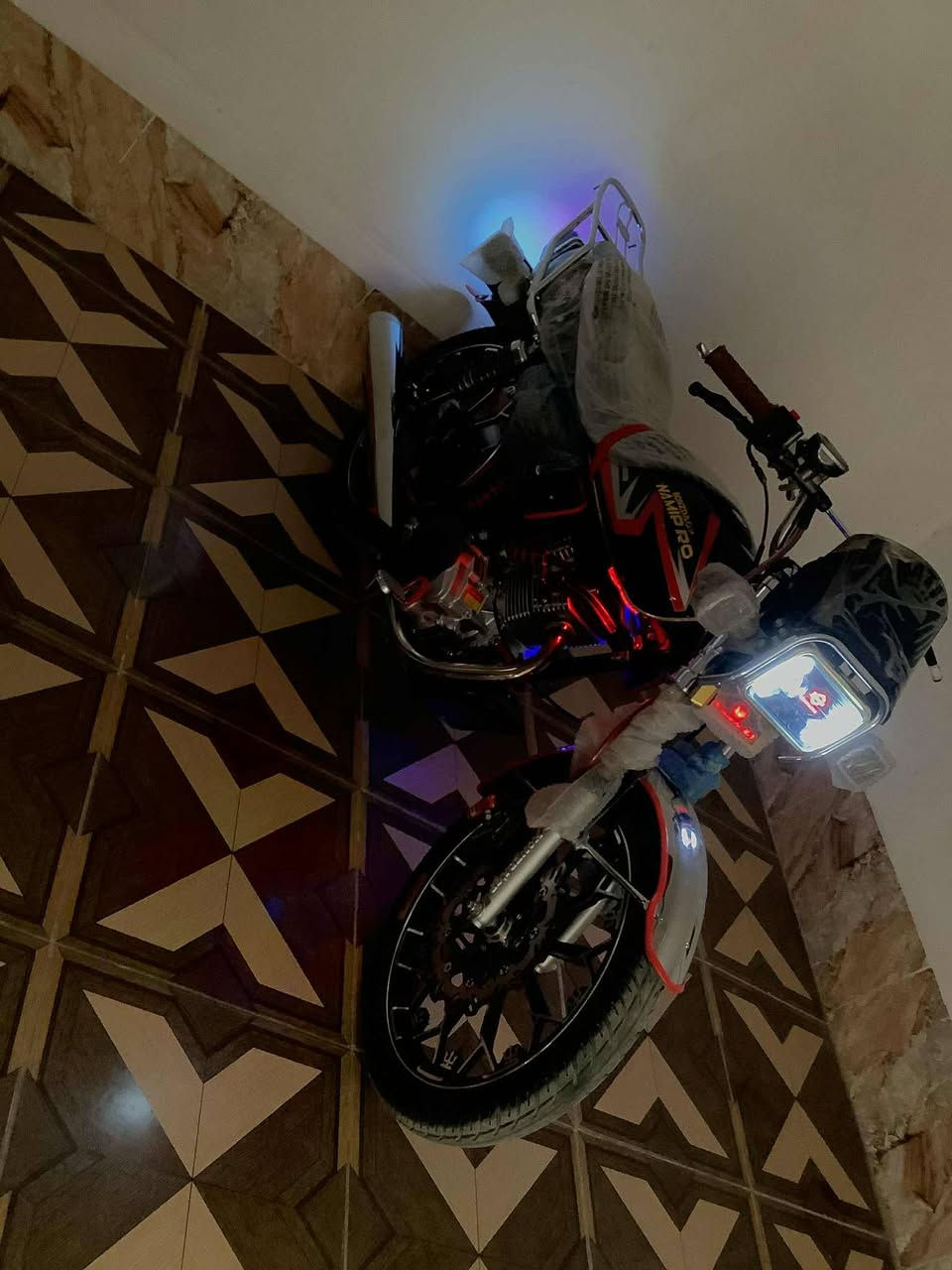 دراجه نامي برو هونزده مودل 2025 200cc فول تزويد دراجه اخت جديده  ماشيه 6000به س دراجه سلعه ومعدل مراوس ويا 2026 200cc رقم ***********
