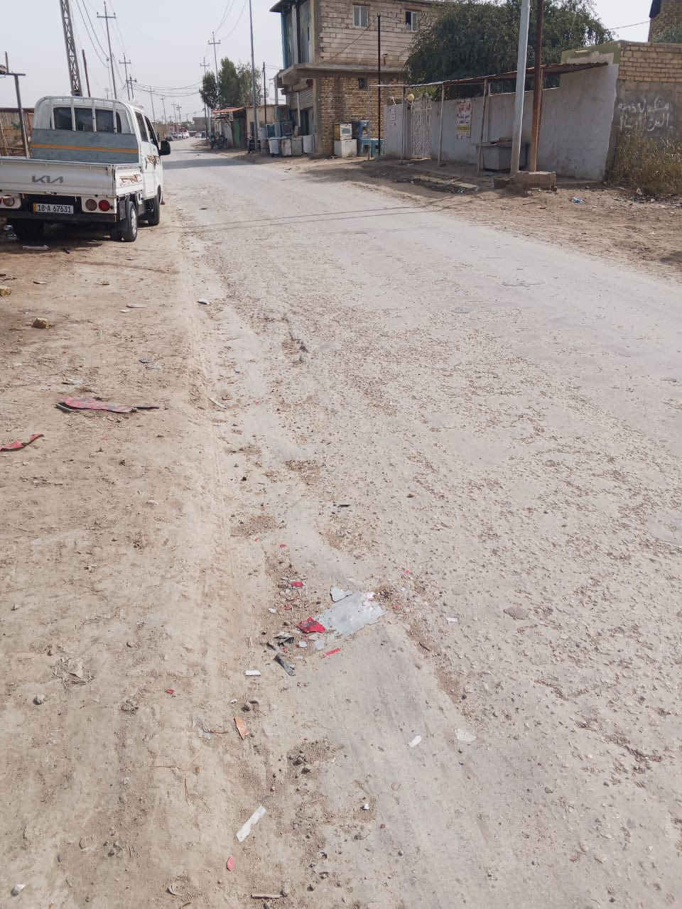 الرابع هاذا بيت لبيع مساحة 450 متر طابو زراعي سند 25
الموقع شارع المعاره قرب الحسينيه هاذا تجاري على شارع العام هو محلات 
حسب يريد هو محلات يشتري يريد بدون بس بيت 
البيت طابقين 
يحتوي ستقبال 
وصاله 2 
اعرفه عدد 4 
مطبخ 
مجموع داخليه وخارجيه 
انتصل عله هذه الرقم 
***********
