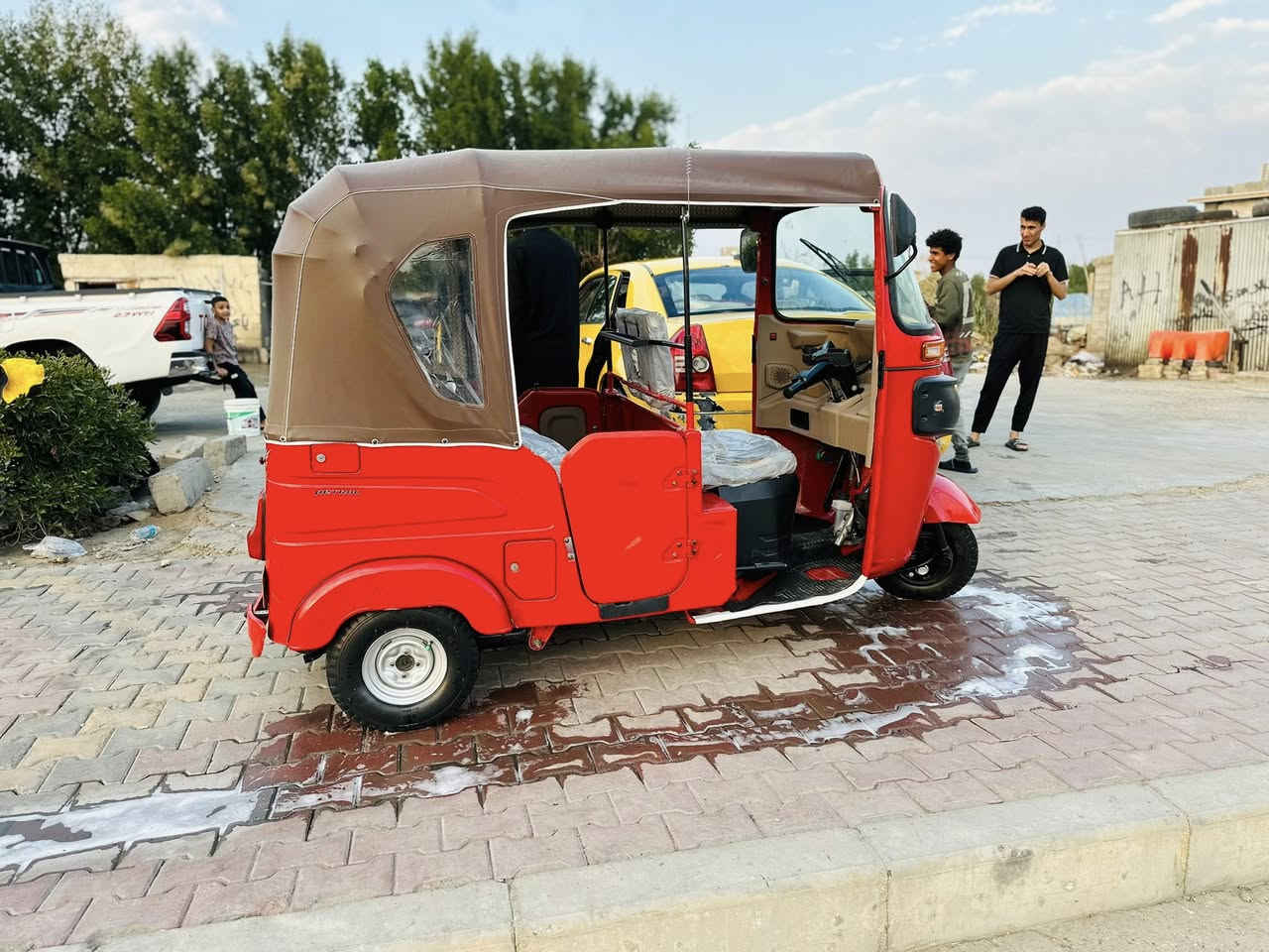 سلام عليكم لبيع ٢٣شهر١١ تكتك كفاله عامه ماعد طخه زغيره يم بك لايت وكيله سيد وسام سعر٨٨٠٠ بيه مجال شراي ينتصل*********** ميسان لميمونه
