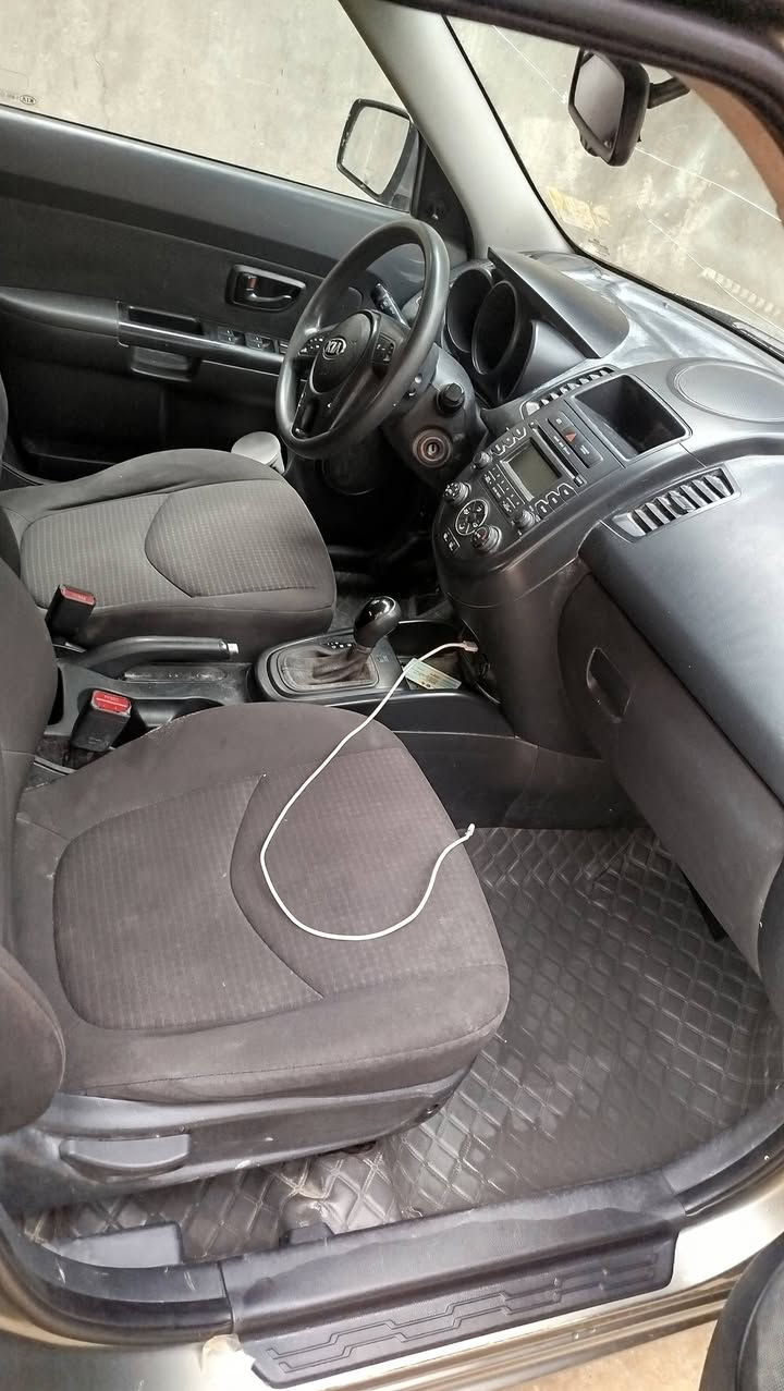 سلام عليكم صول 2013 امريكي كلين بدون حادث  سياره بيه شخوط بسيطه وملاحضات فقط مكينه 1600 رقم بابل مكاني بابل سياره كير مكينه حداده تبريد تخم تاير ويل كب كله جديد وجاهز ترايك زيرو سياره حلوه وجاهزه سعر سياره 83 وبيه مجال قليل للستفسار اكثر اتصال علرقم ***********
