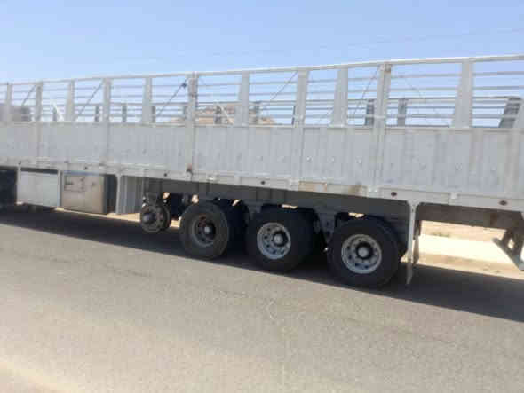 عربانه للبيع طول 13 60 دناكير 14صيني رابع رفاع يصعد وينزل رتفاع الجناب 180سعر 85وبيهه مجال ***********
