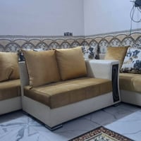 كنب • أثاث • غراض