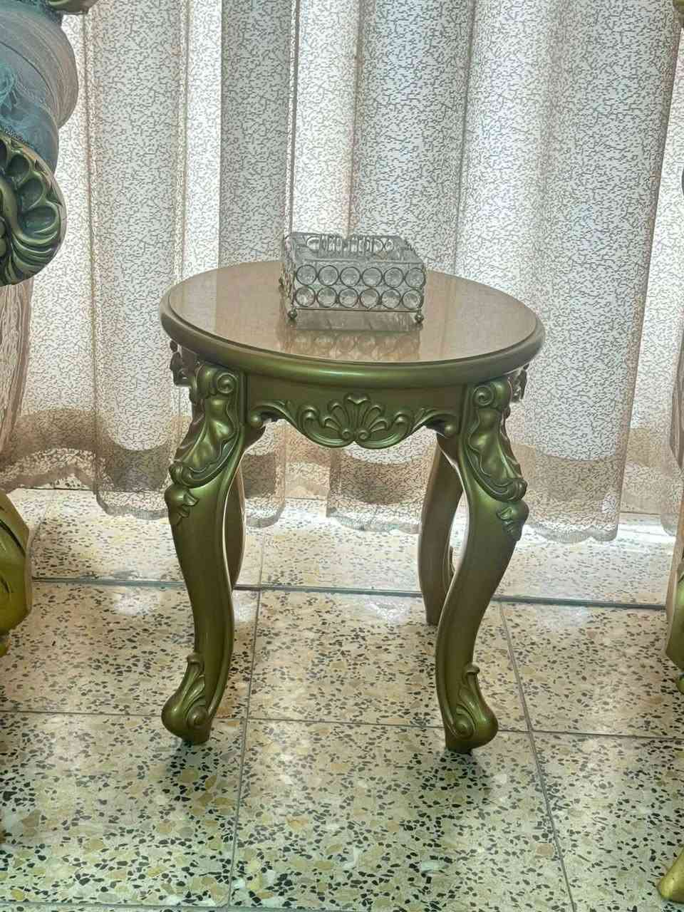 تخم عشر مقاعد الطبله وسطيه واربع ويا ثريات كله شغاله تره اثنين  600وبي مجال مكان الغز


**إذا كنت صاحب هذا الإعلان وتريد حذفه لأي سبب، رجاءا أرسل رسالة إلى الدعم الفني**