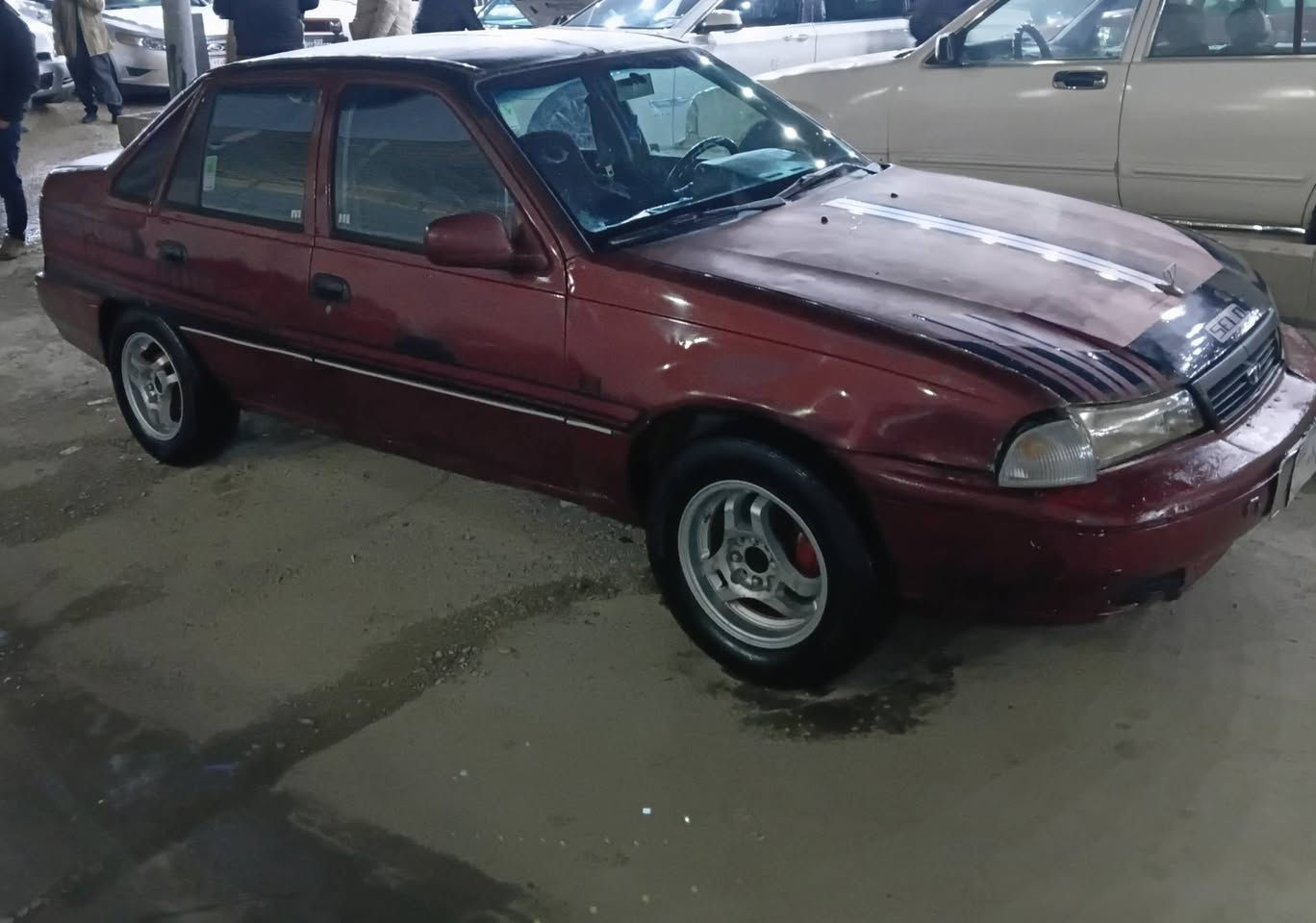 سلاوی خواتان لیبیت هاوریان
دایۆ سلیو مودیل1994 مەگینە 16بەغ ئارم پلاستیک سلیمانی  بەشەرت ئەولیات موسوبراوە بەشەرت جوارجام کارەبای جوارتایەو ویلی جوانی لەژیرە سیارەکە زور جائیزە کارەبای گشت گیانی ئیش دەکات گیرومەگینەی بەشەرت فیتەر مال دووستە سعری15گەلاو مەعامەلەیە برایانە گورینەوەش ئەکەم بەشتیک بەدلم بیت ***********
